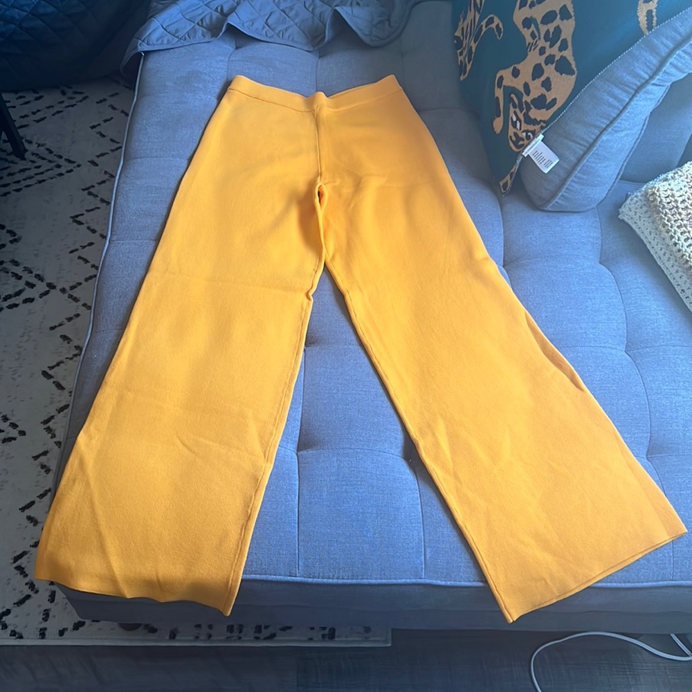 Wide leg knit pants